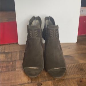 Vince Camuto booties